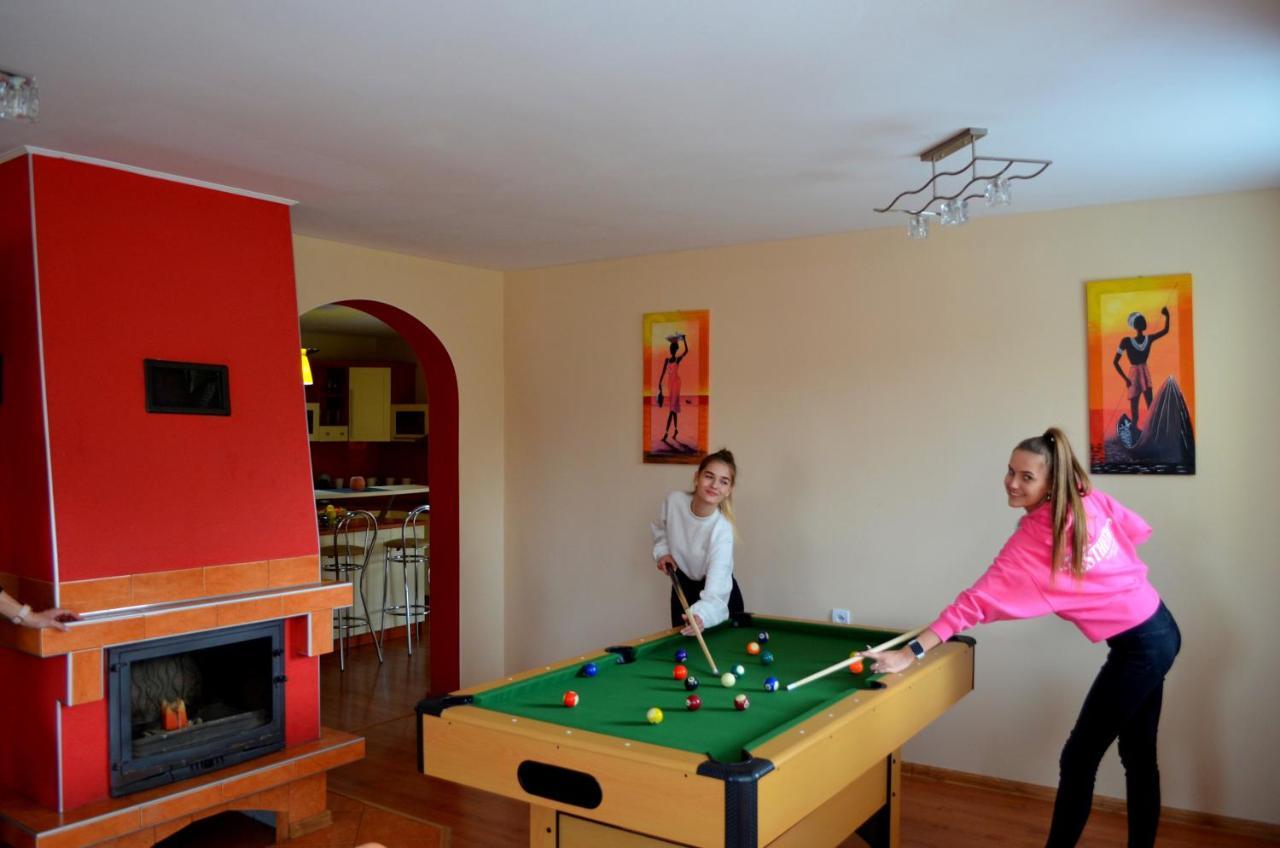 Apartmany Riviera A Chalupa Riviera Liptov, Bešeňová Exteriör bild