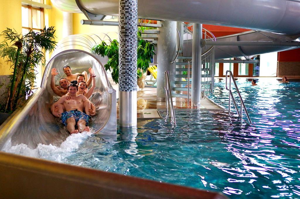 Apartmany Riviera A Chalupa Riviera Liptov, Bešeňová Exteriör bild